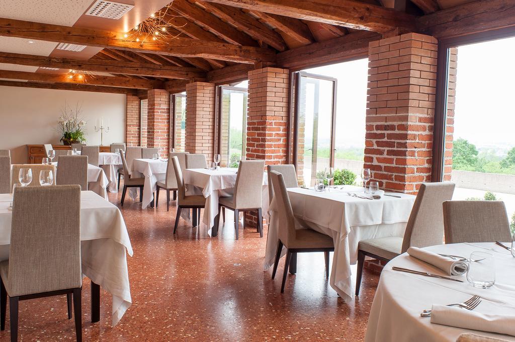 Elliot Osteria E Dormire In Collina Манцано Экстерьер фото
