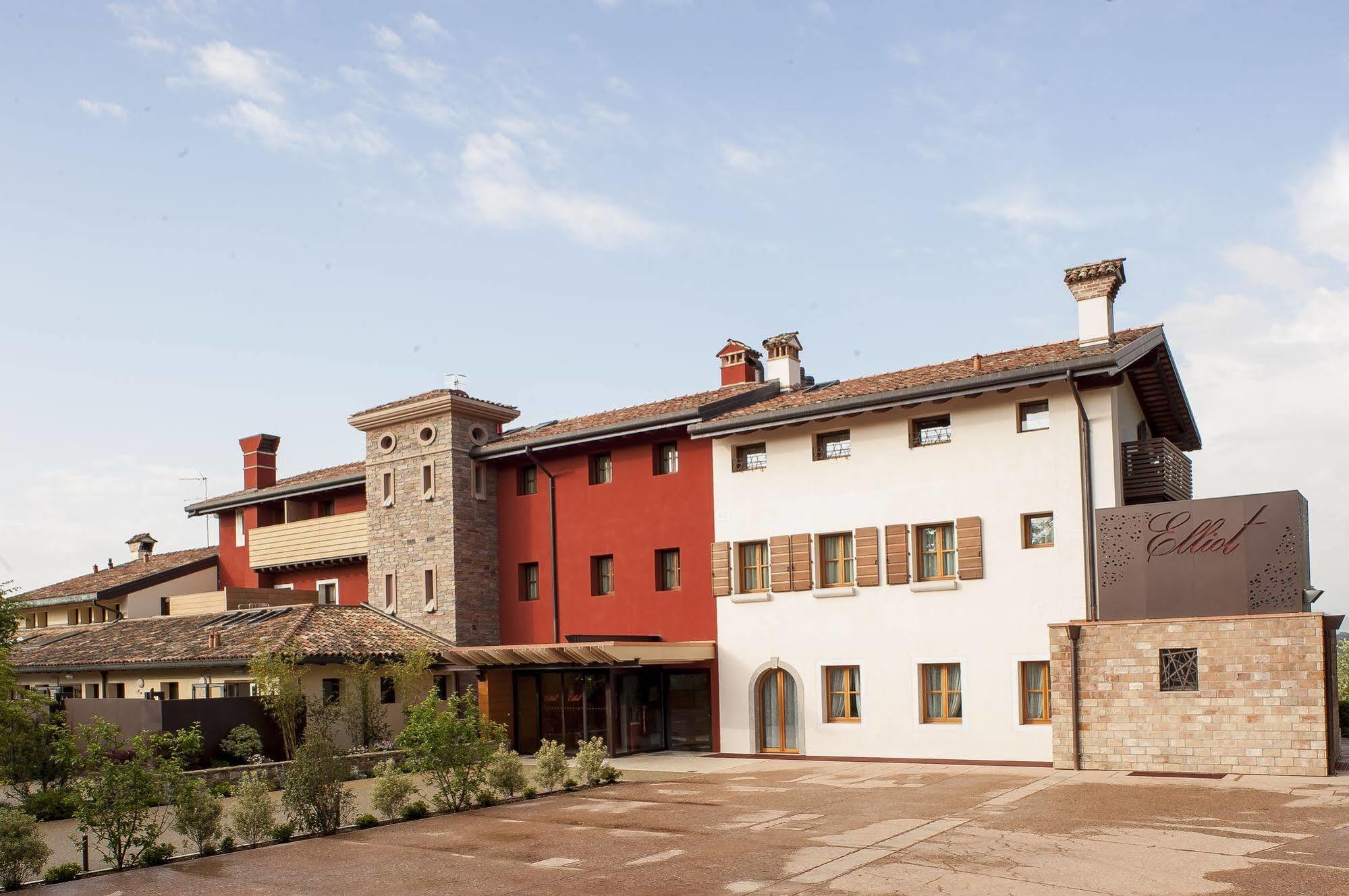 Elliot Osteria E Dormire In Collina Манцано Экстерьер фото