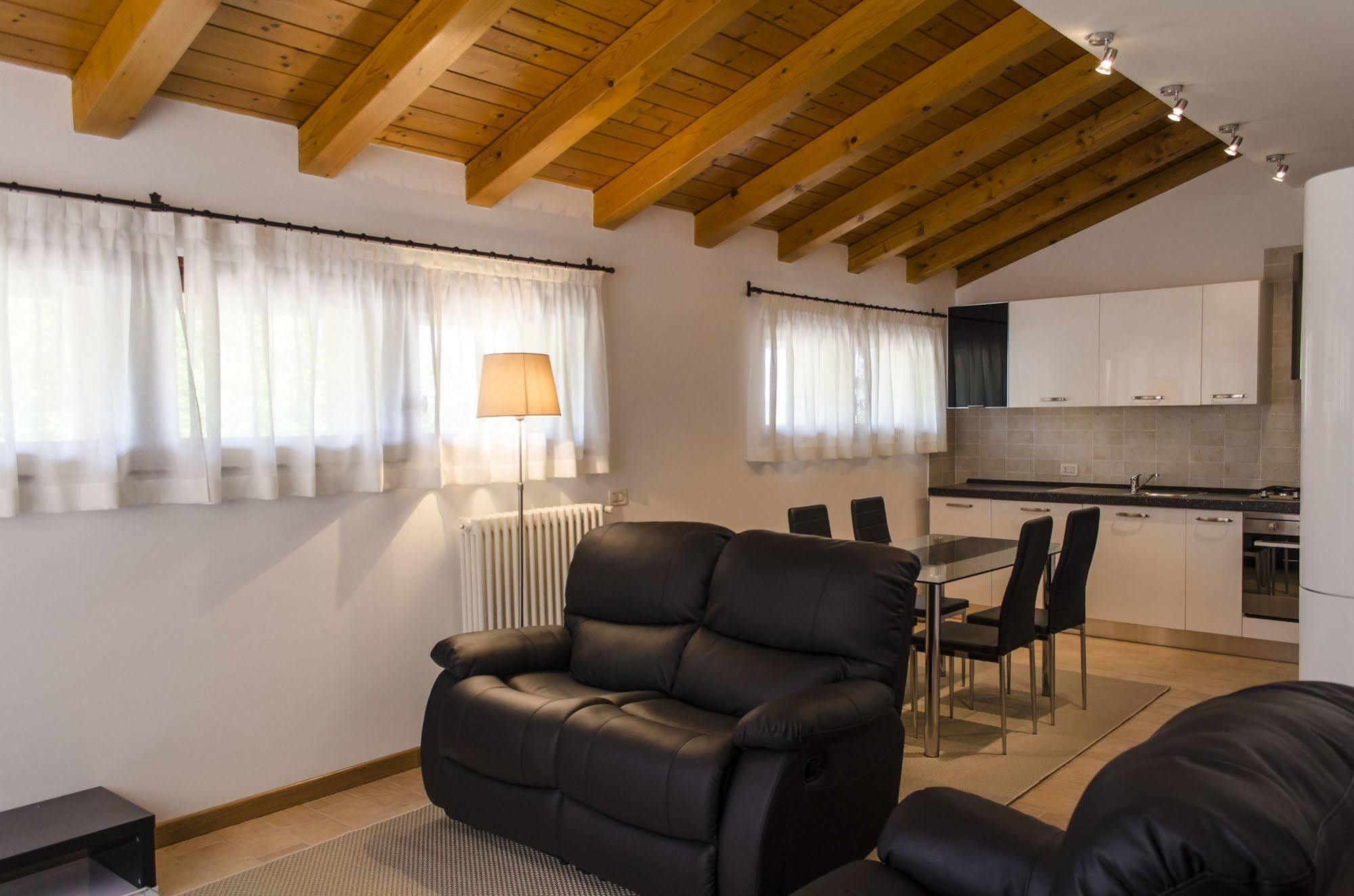 Elliot Osteria E Dormire In Collina Манцано Экстерьер фото